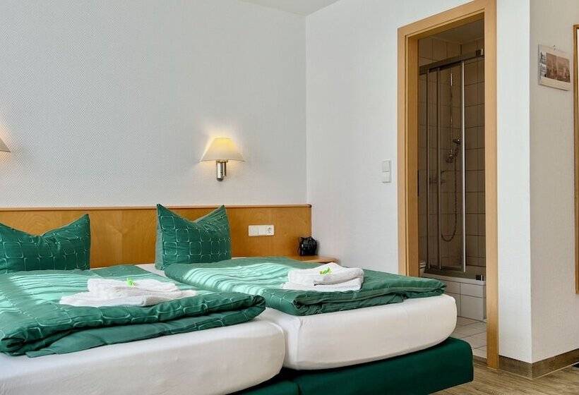 Burgerhaus Zum Paradies  Pension