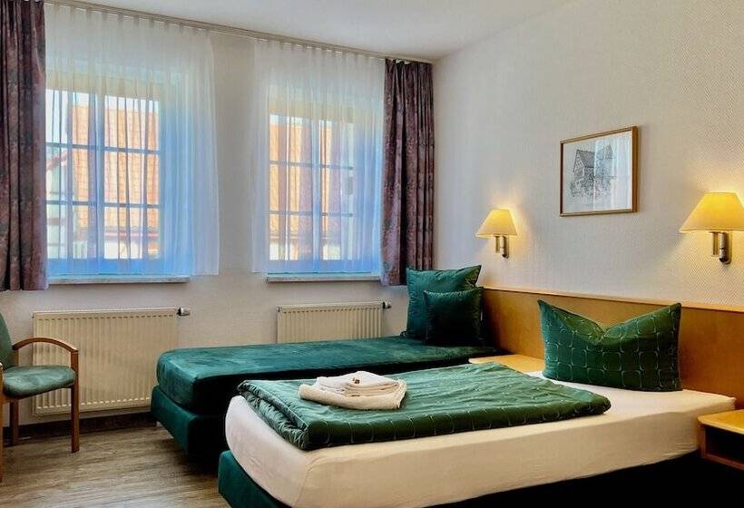 Burgerhaus Zum Paradies  Pension