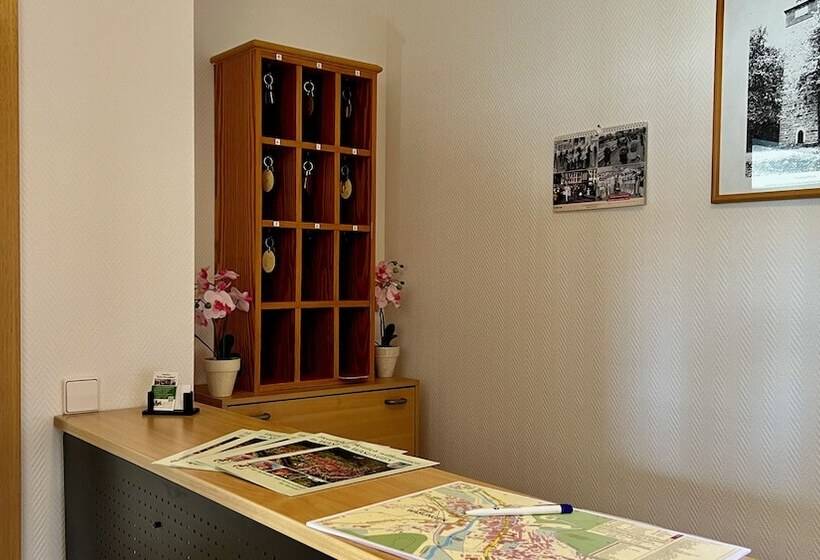 Burgerhaus Zum Paradies  Pension