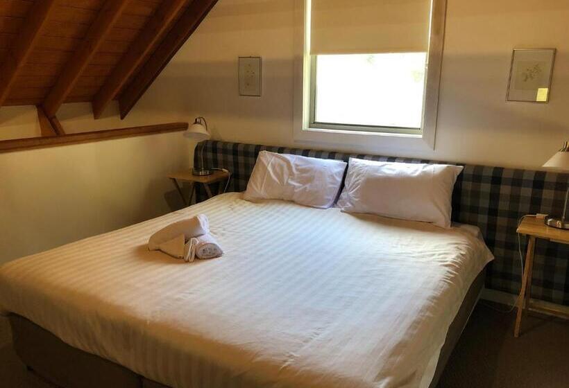 Corinna Wilderness Village