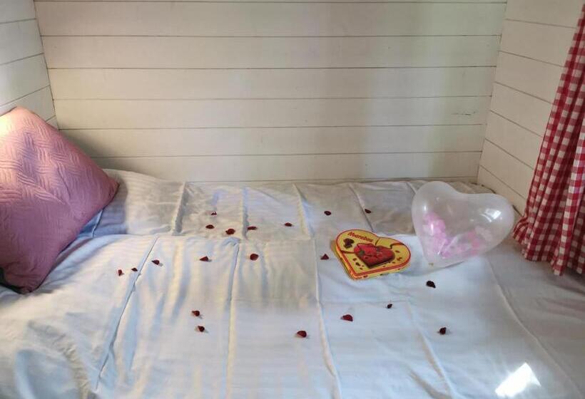 Frederiksværk Camping & Hostel