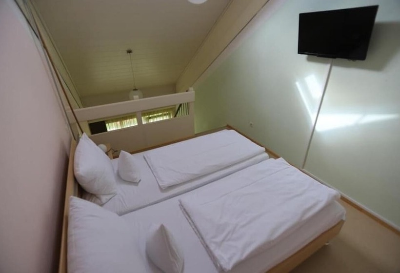 Хостел Gasthof Pension Krämerhof