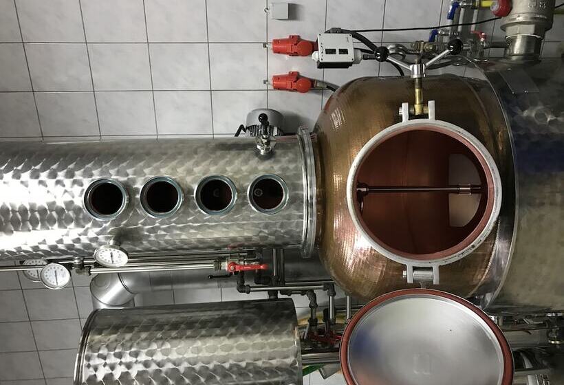 여관 Landhotel Rangau Gasthof & Brennerei