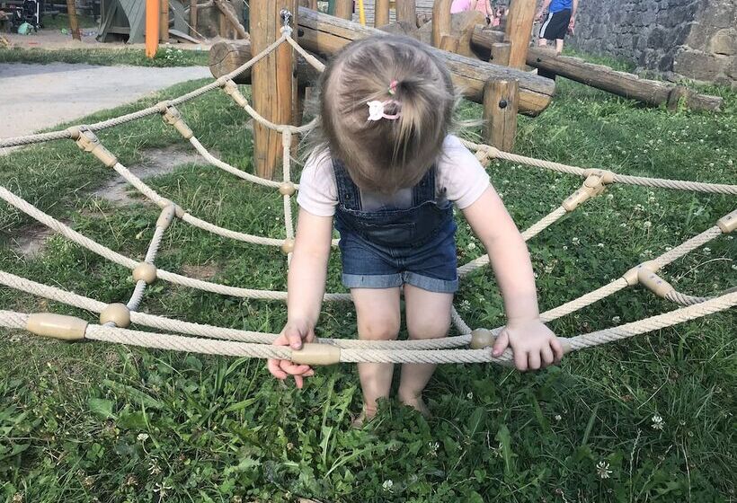 여관 Landhotel Rangau Gasthof & Brennerei