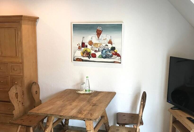 여관 Landhotel Rangau Gasthof & Brennerei