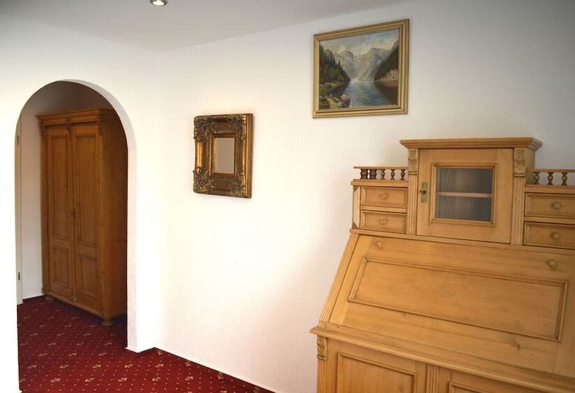 여관 Landhotel Rangau Gasthof & Brennerei