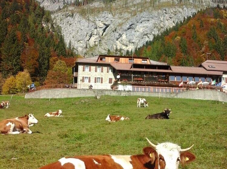 簡易ホテル Pradibosco Agrituristico