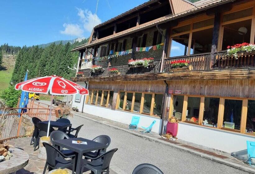 簡易ホテル Pradibosco Agrituristico