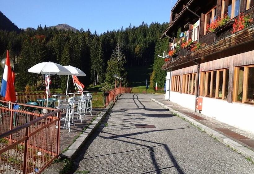 簡易ホテル Pradibosco Agrituristico