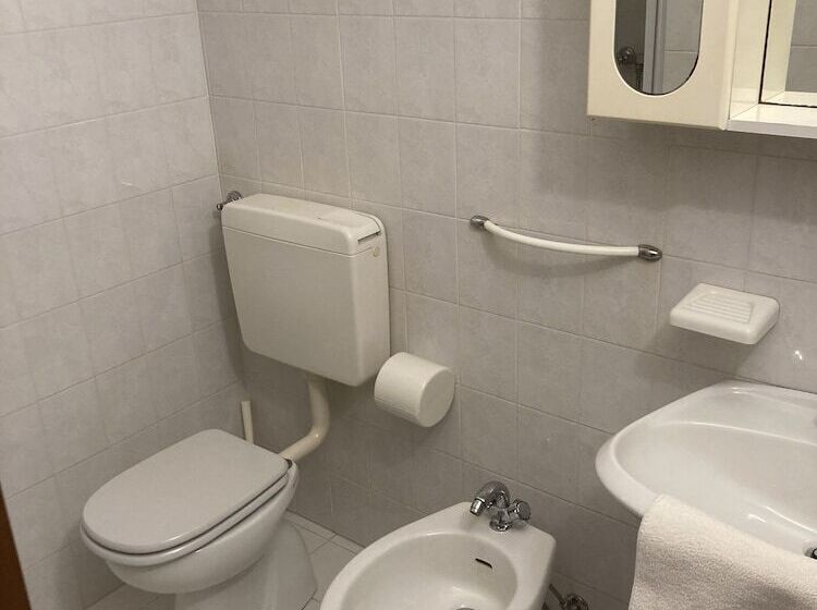 호텔 Albergo Ristorante Lis Aganis