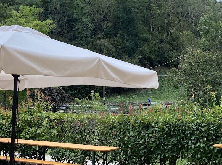 호텔 Albergo Ristorante Lis Aganis