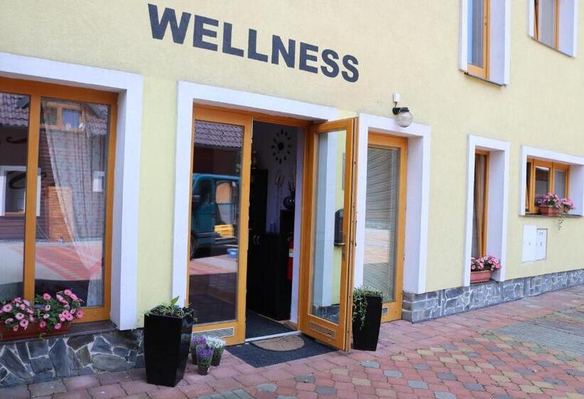 酒店 Apartmány Divoký Anděl