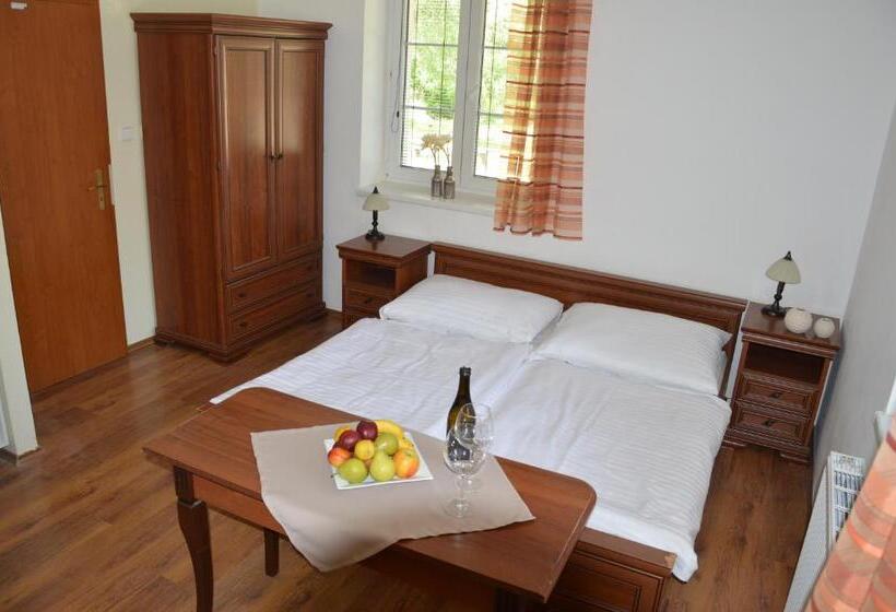 酒店 Apartmány Divoký Anděl