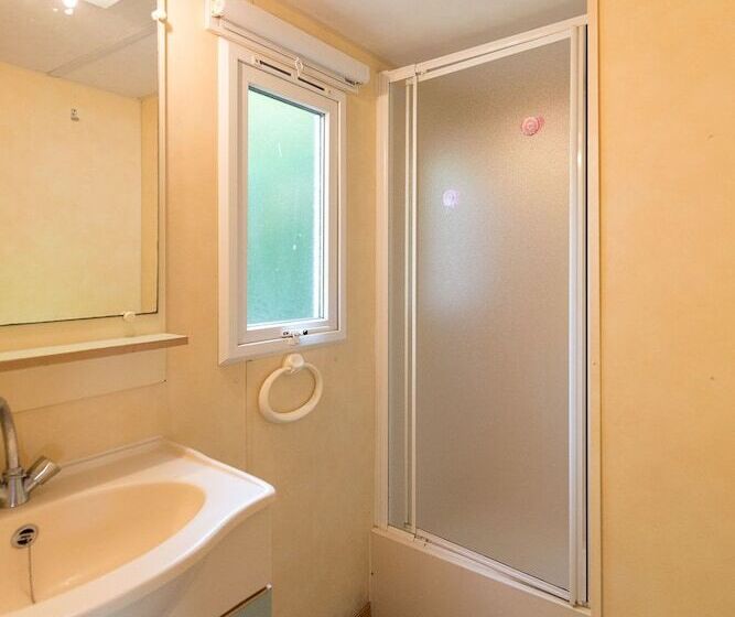 בית מלון כפרי Camping De La Muse