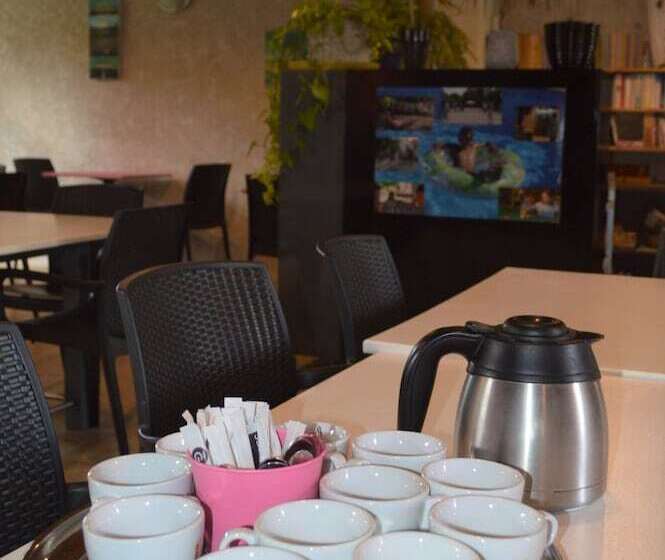酒店 Camping Le Petit Lion   Lodges Bois