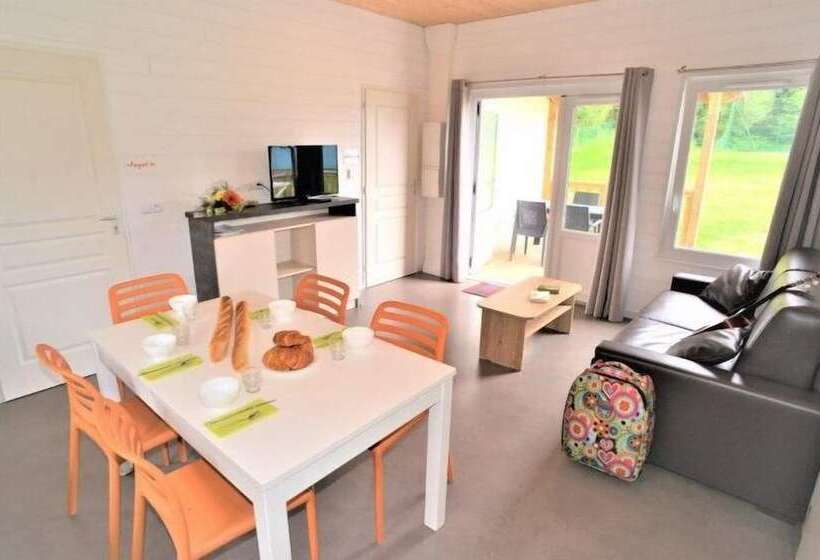 فندق Camping Le Val De Landrouet