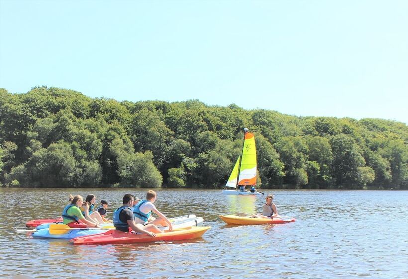 فندق Camping Le Val De Landrouet