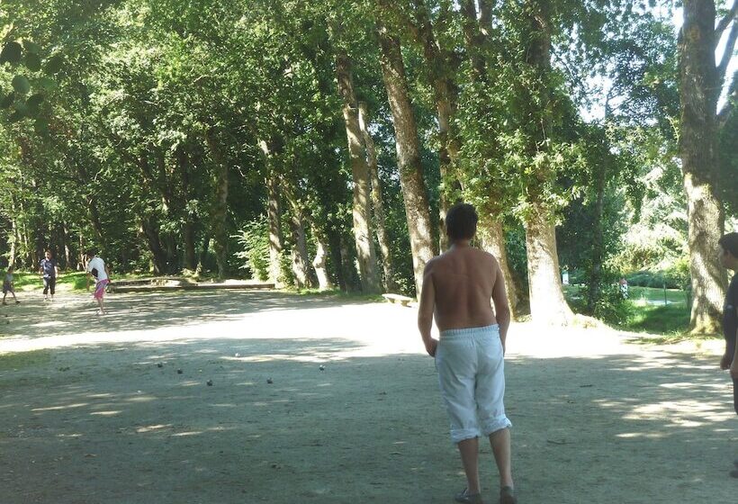 فندق Camping Le Val De Landrouet