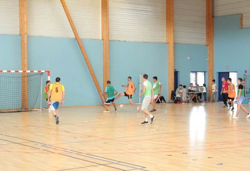 فندق Camping Le Val De Landrouet