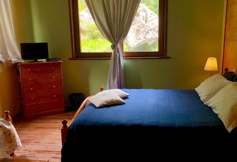 בית מלון כפרי Chalet Rosa Dei Monti