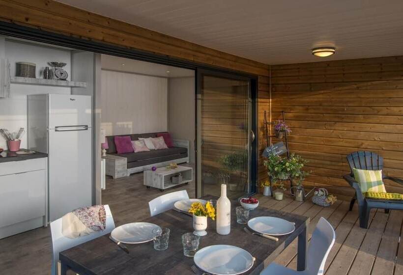 Отель Camping Moulin De Chaules