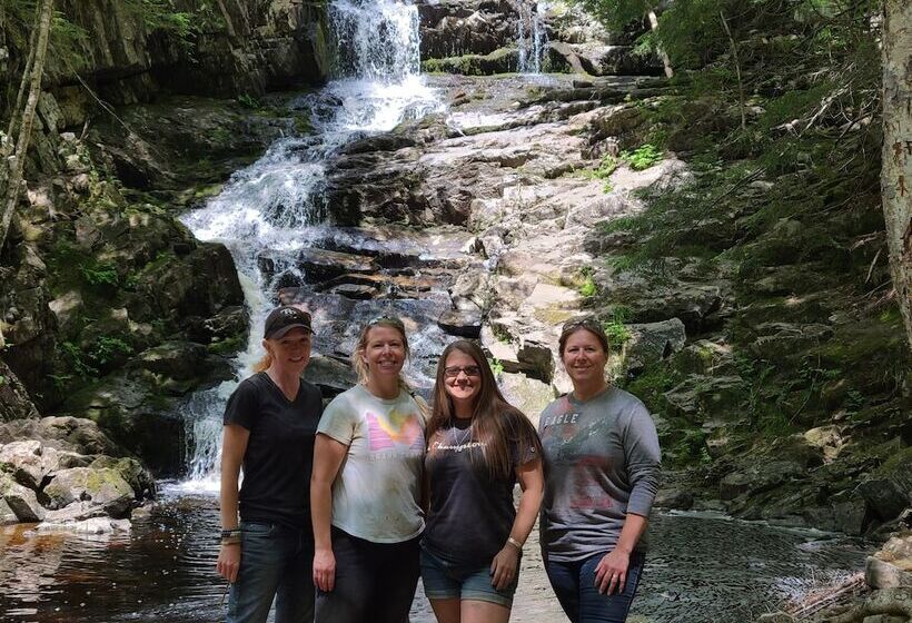 فندق Crabbe Mountain Inn