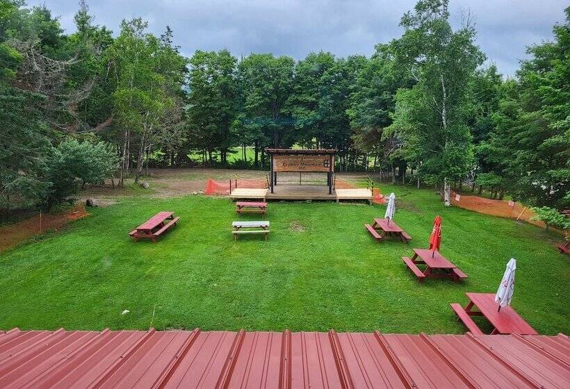 فندق Crabbe Mountain Inn