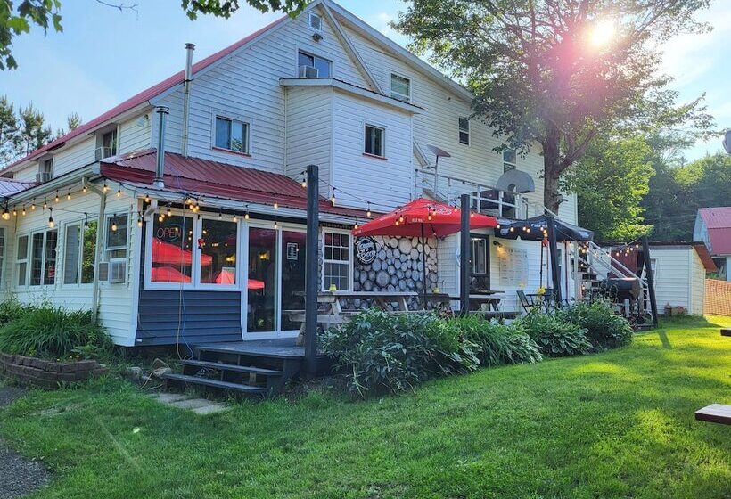 فندق Crabbe Mountain Inn