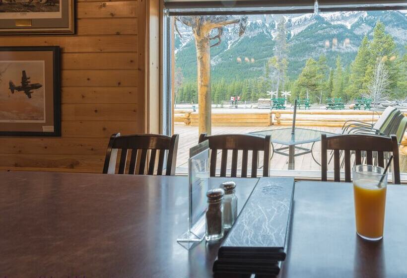 فندق David Thompson Resort