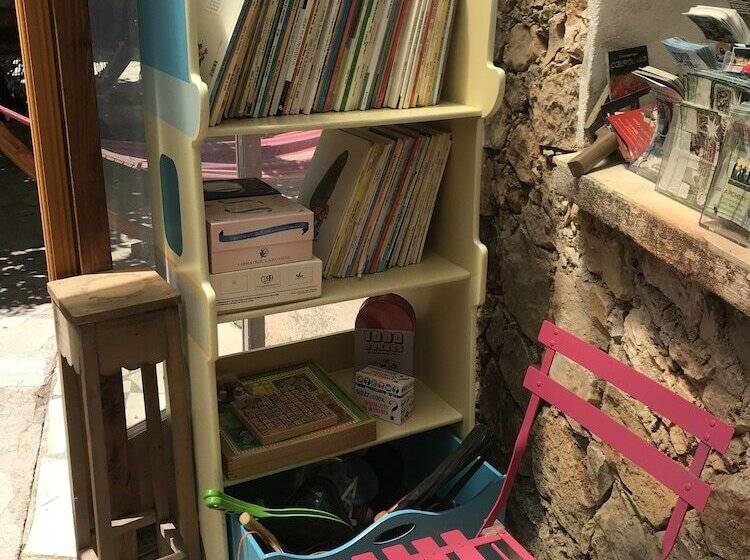 ホテル Domaine De La Tuilière