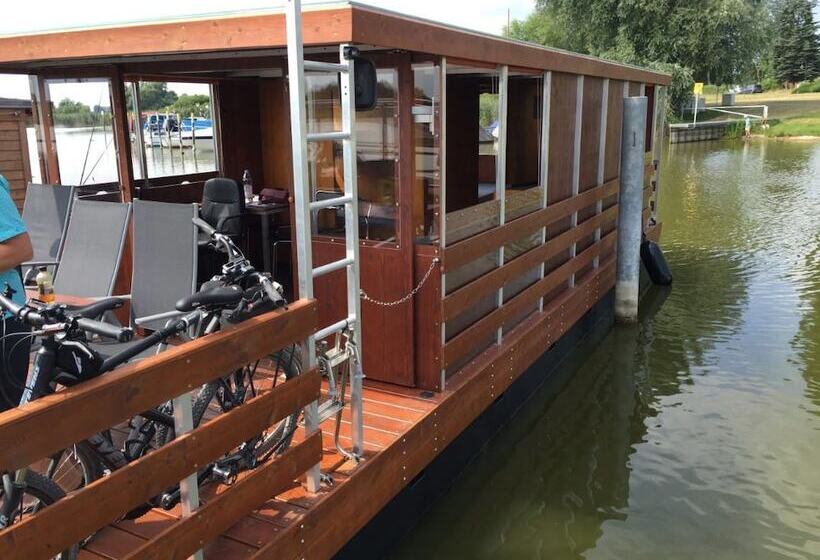 酒店 Hausboot Kützkow Am Havelsee