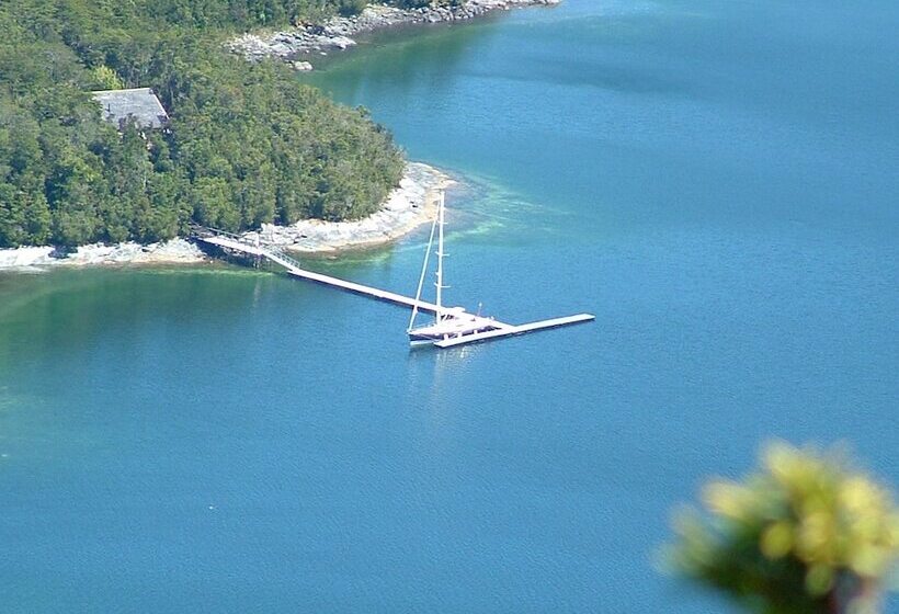 Отель Isla Jechica