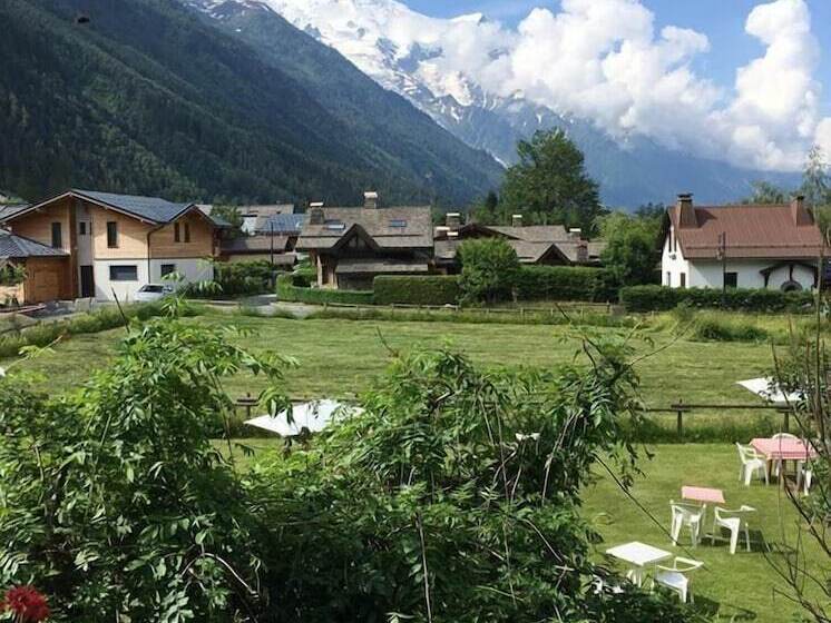 Отель La Prairie