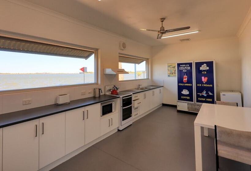 فندق Lake Boga Caravan Park