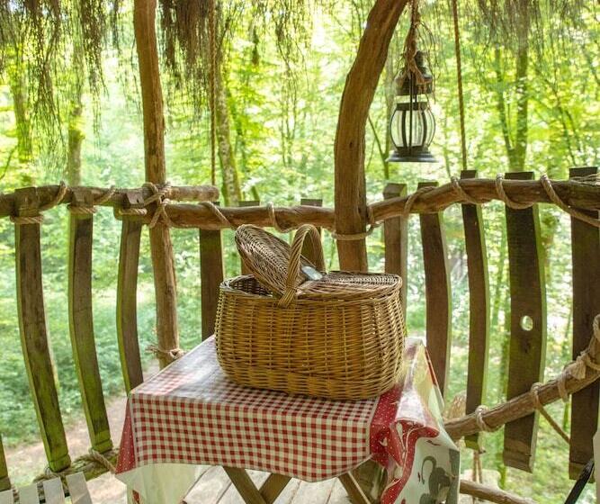 Отель L'arbre à Cabane