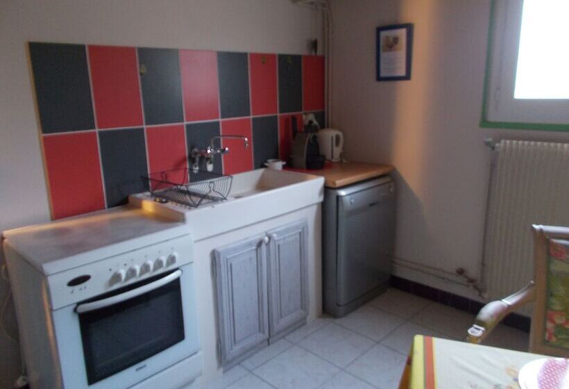 فندق Le Clos Des Epinettes