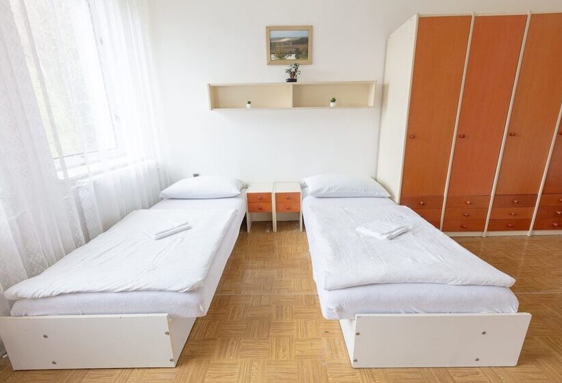 בית מלון כפרי Na Potůčníku