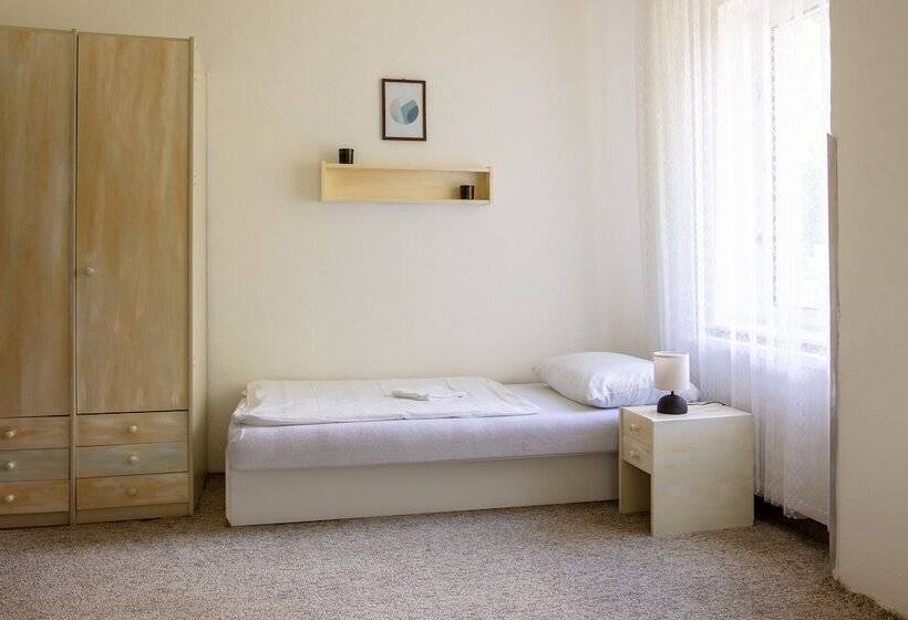 בית מלון כפרי Na Potůčníku