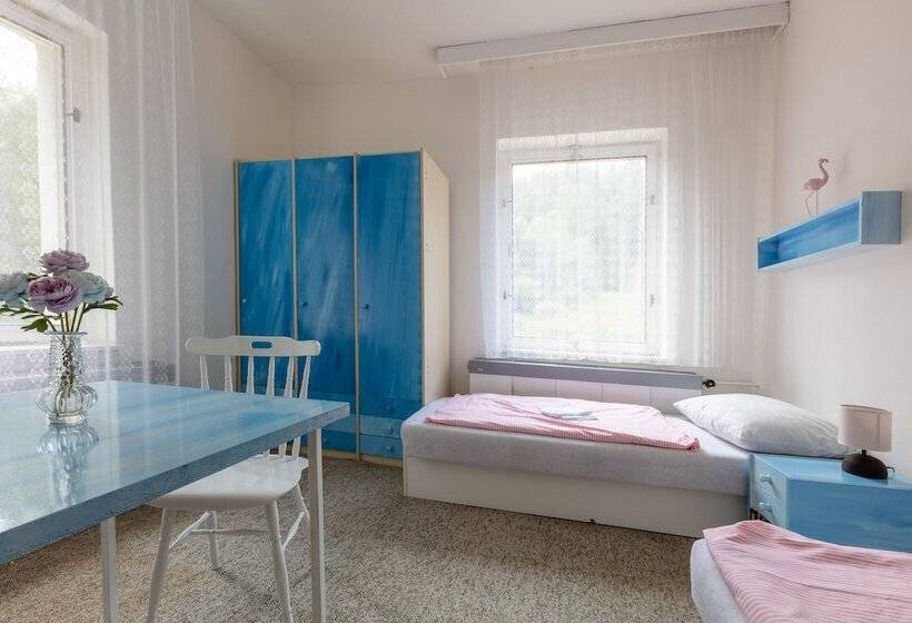 בית מלון כפרי Na Potůčníku