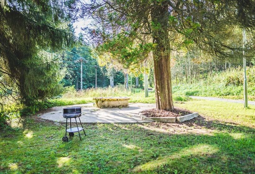 בית מלון כפרי Na Potůčníku