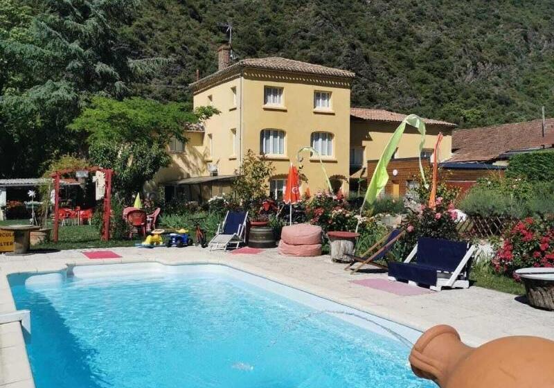 فندق Rose Des Pyrénées