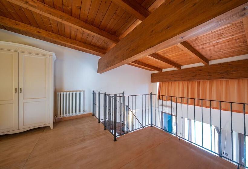 فندق ريفى Agriturismo Borgo Biaia