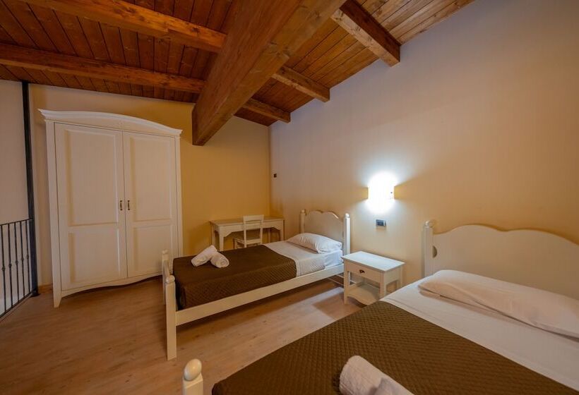 فندق ريفى Agriturismo Borgo Biaia