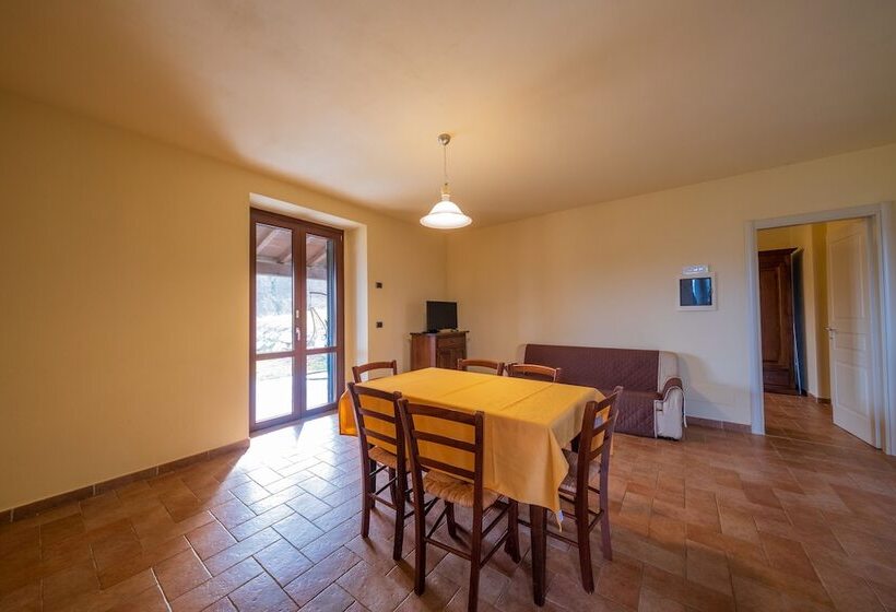 فندق ريفى Agriturismo Borgo Biaia