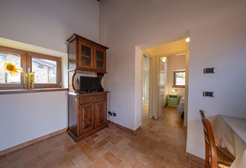 فندق ريفى Agriturismo Borgo Biaia