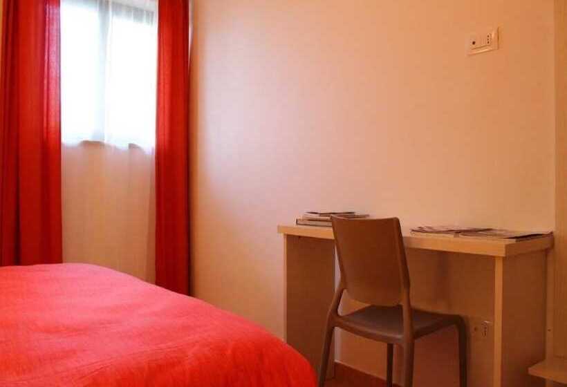 בית מלון כפרי Agriturismo I Murales