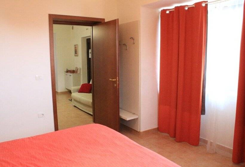 בית מלון כפרי Agriturismo I Murales