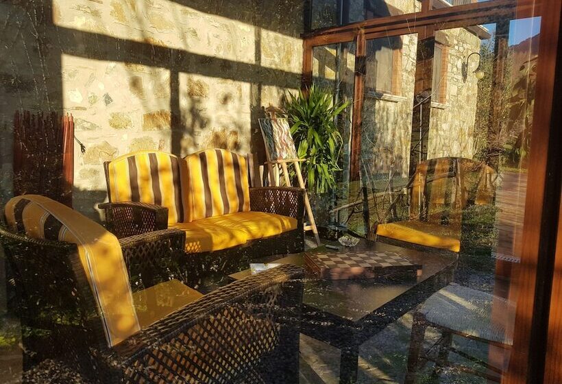 בית מלון כפרי Il Rifugio Longobardia Minorae