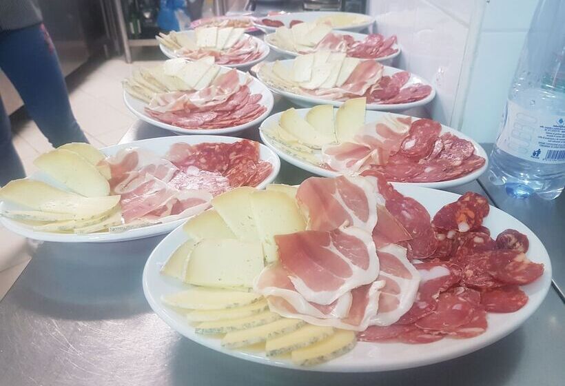 בית מלון כפרי Il Rifugio Longobardia Minorae