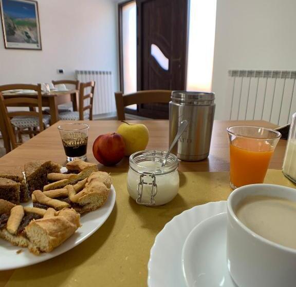 교외 호텔 La Fattoria Dei Sibillini